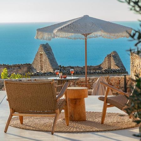 Summer Breeze Villa Tzamarelata Екстер'єр фото