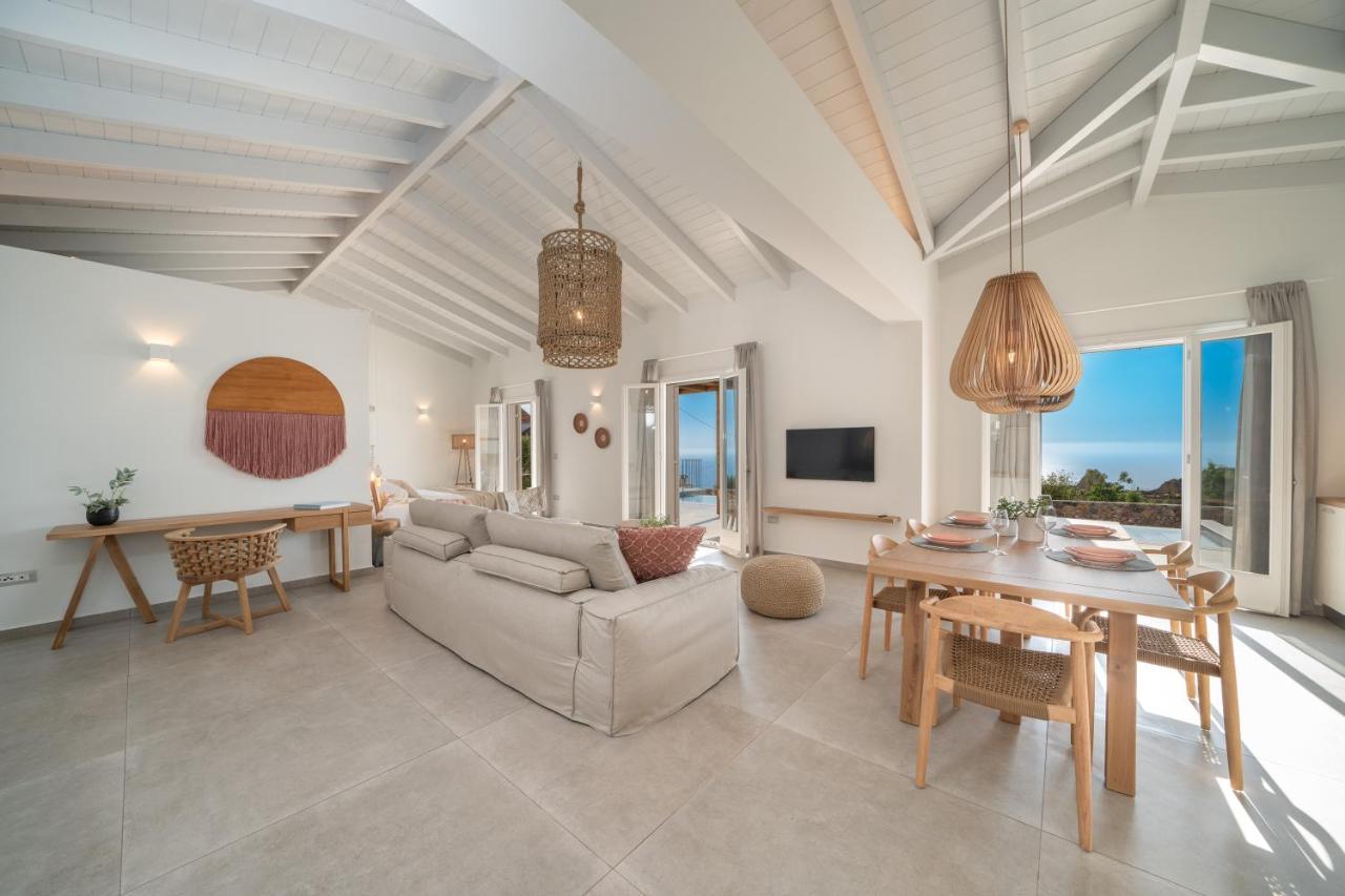 Summer Breeze Villa Tzamarelata Екстер'єр фото