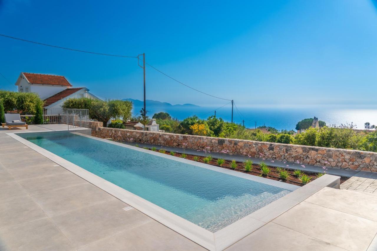 Summer Breeze Villa Tzamarelata Екстер'єр фото