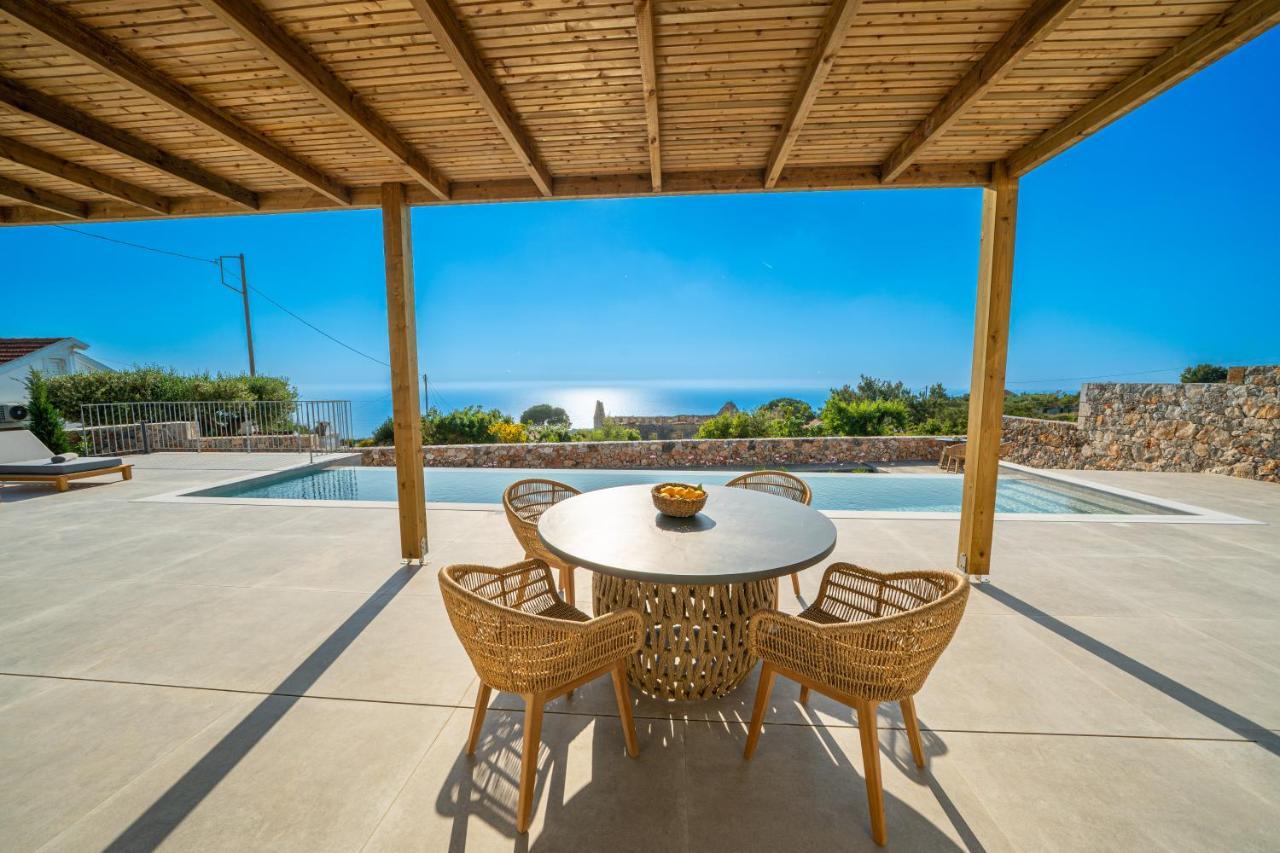 Summer Breeze Villa Tzamarelata Екстер'єр фото